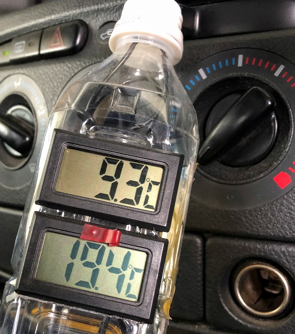 エアコン整備 温度計 佐紀自動車